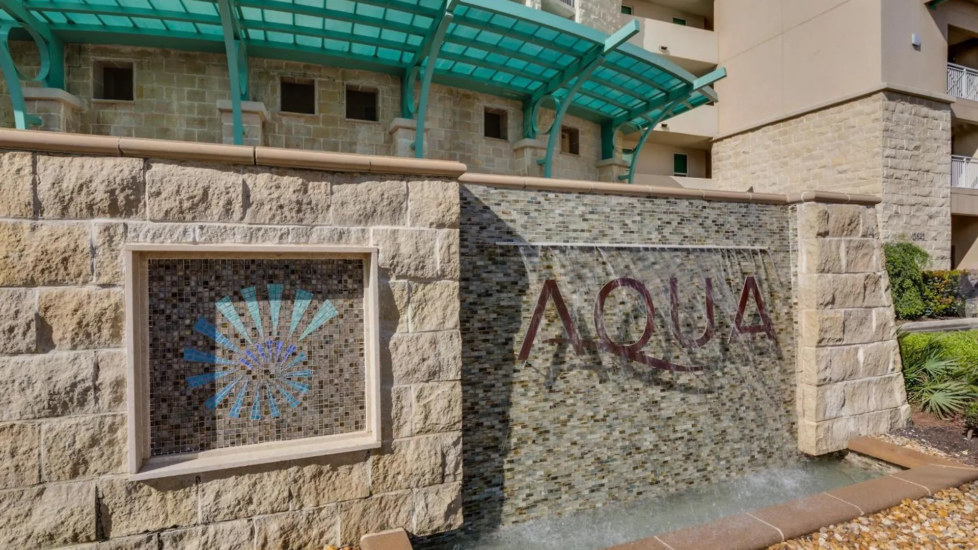 Aqua Resort 1207 By Emerald Coast Retreats Panama City Beach 0*,