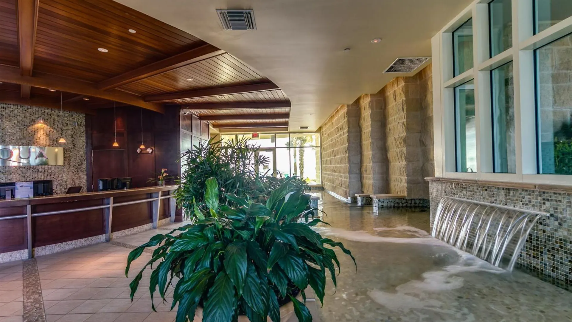 Aqua Resort 1207 By Emerald Coast Retreats Panama City Beach Apartment