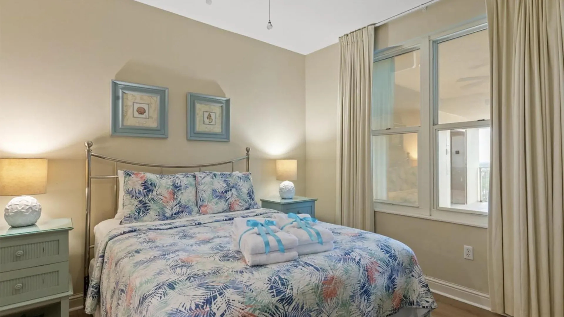 Aqua Resort 1207 By Emerald Coast Retreats Panama City Beach Apartment