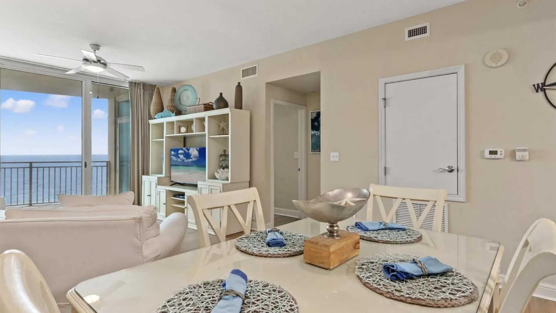 Apartment Aqua Resort 1207 By Emerald Coast Retreats Panama City Beach United States