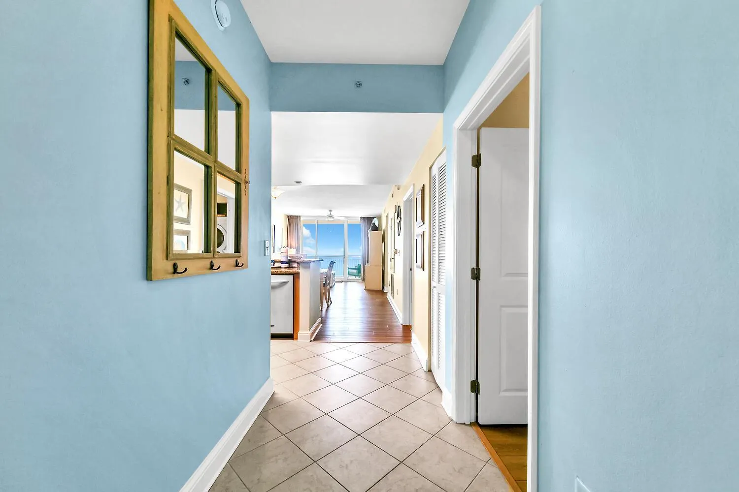 Apartment Aqua Resort 1207 By Emerald Coast Retreats Panama City Beach United States