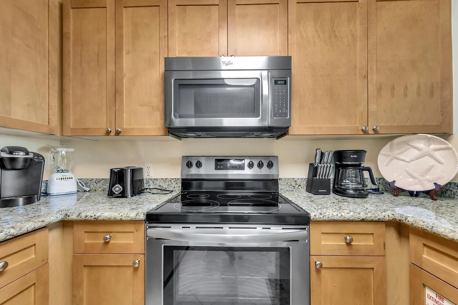 Aqua Resort 1207 By Emerald Coast Retreats Panama City Beach