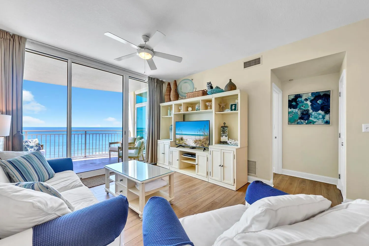 Apartment Aqua Resort 1207 By Emerald Coast Retreats Panama City Beach
