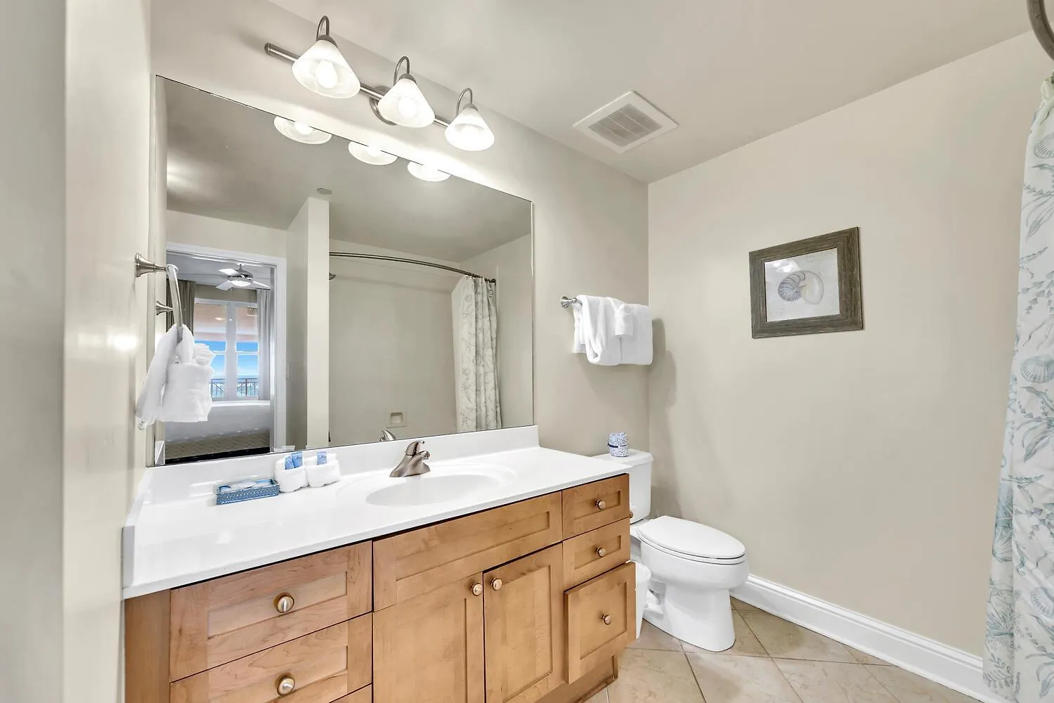 Apartment Aqua Resort 1207 By Emerald Coast Retreats Panama City Beach