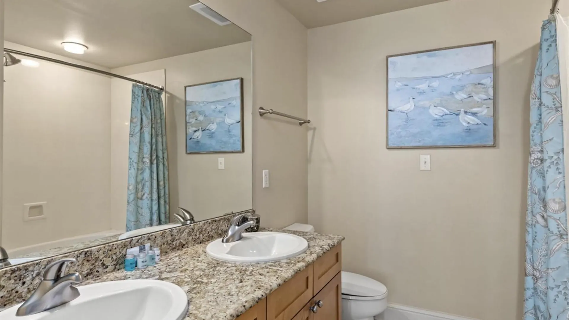 Aqua Resort 1207 By Emerald Coast Retreats Panama City Beach