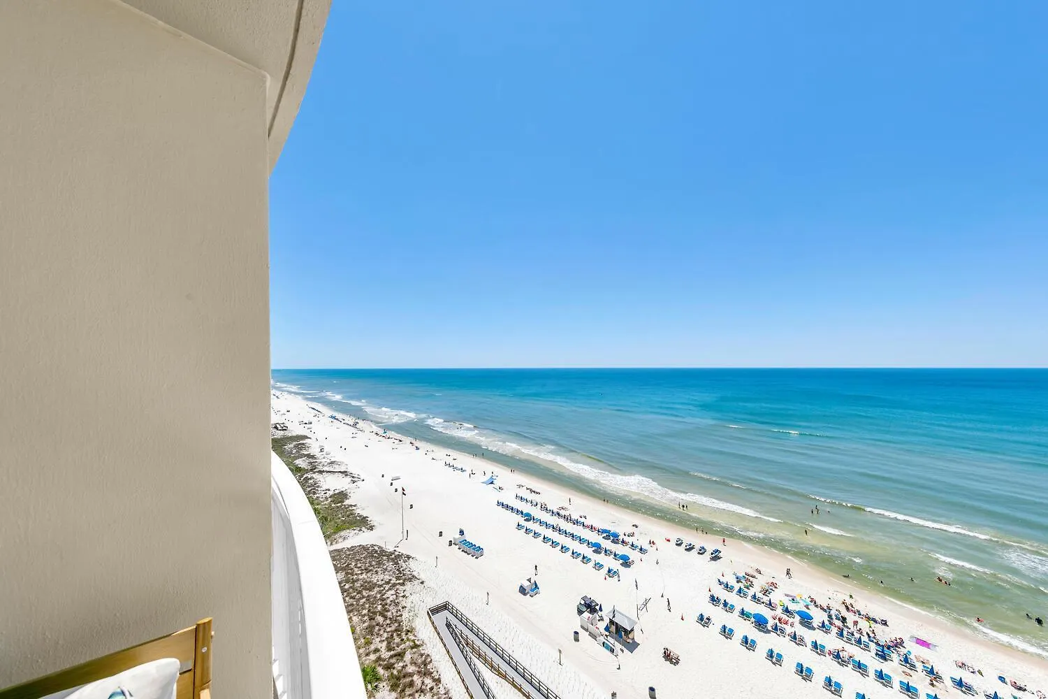 Aqua Resort 1207 By Emerald Coast Retreats Panama City Beach Apartment